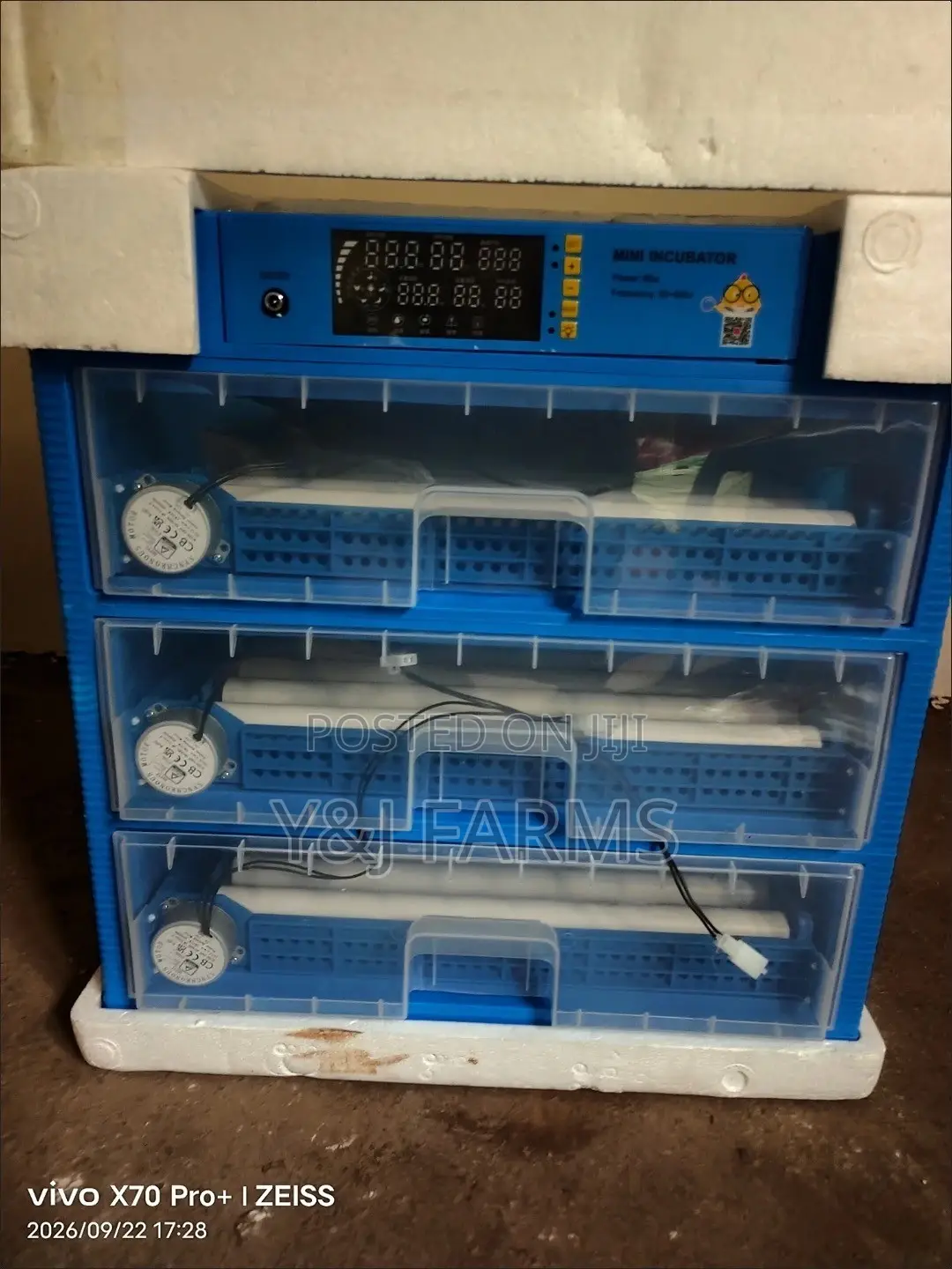Fully Automatic Egg Incubator