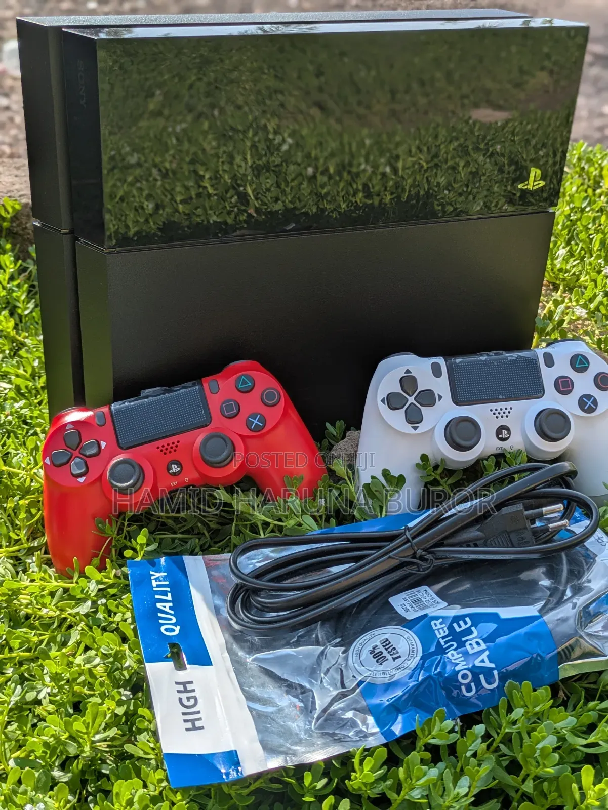 PS4 Standard Jailbreak With Two Controllers (Fc27 and 7 Games)
