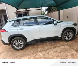 Toyota Corolla Cross 2025 White
