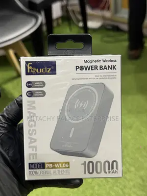 Faiza Magnetic Wireless 10,000mAh Powerbank