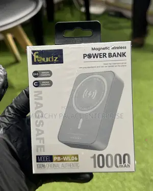 Faiza Magnetic Wireless 10,000mAh Powerbank