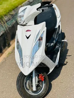 Piaggio Scooter 2020 White