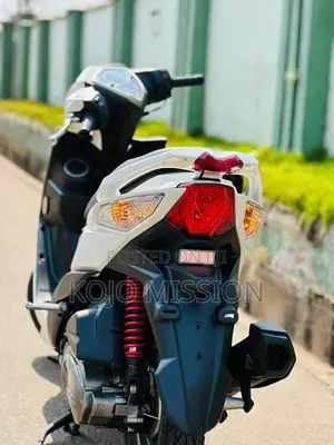 Piaggio Scooter 2020 White