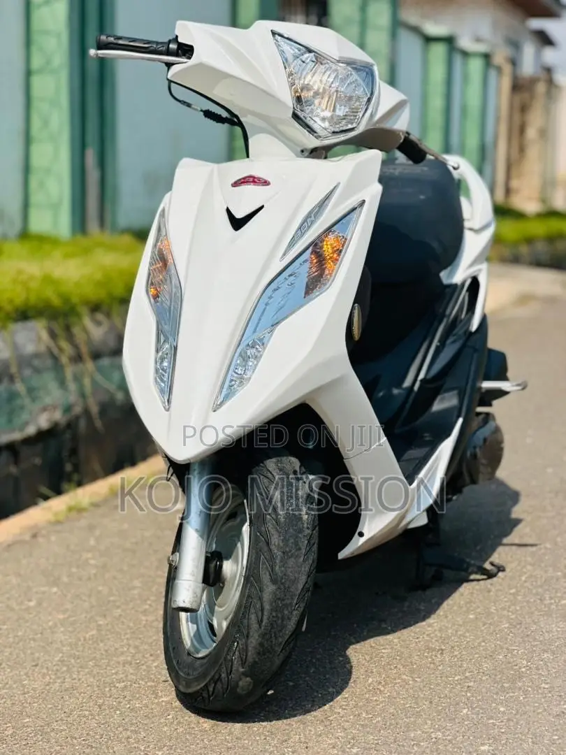Piaggio Scooter 2020 White
