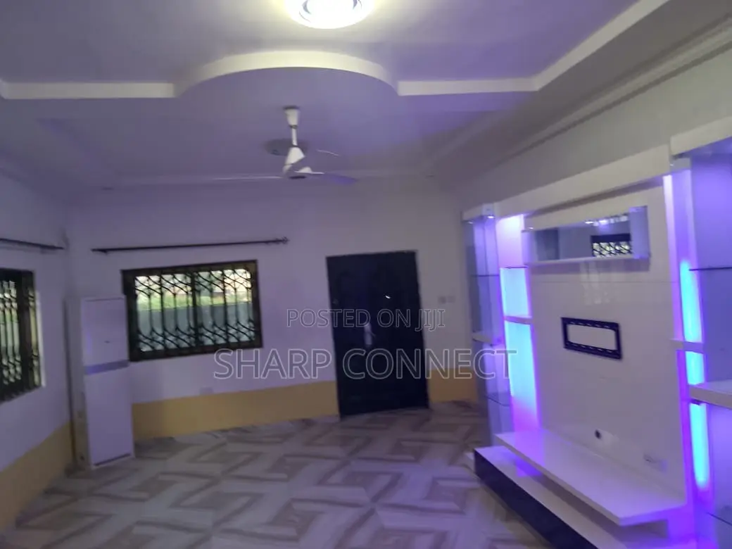 3bdrm House in Sharp-Connect, Bluetop Estate for rent