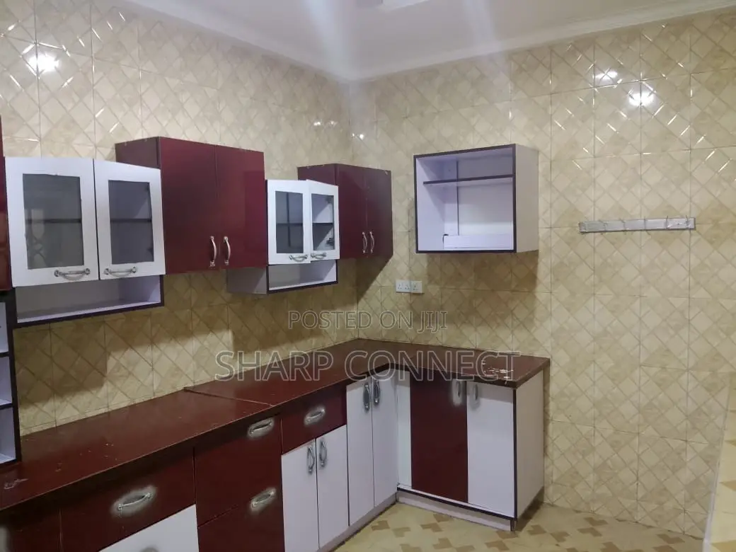 3bdrm House in Sharp-Connect, Bluetop Estate for rent