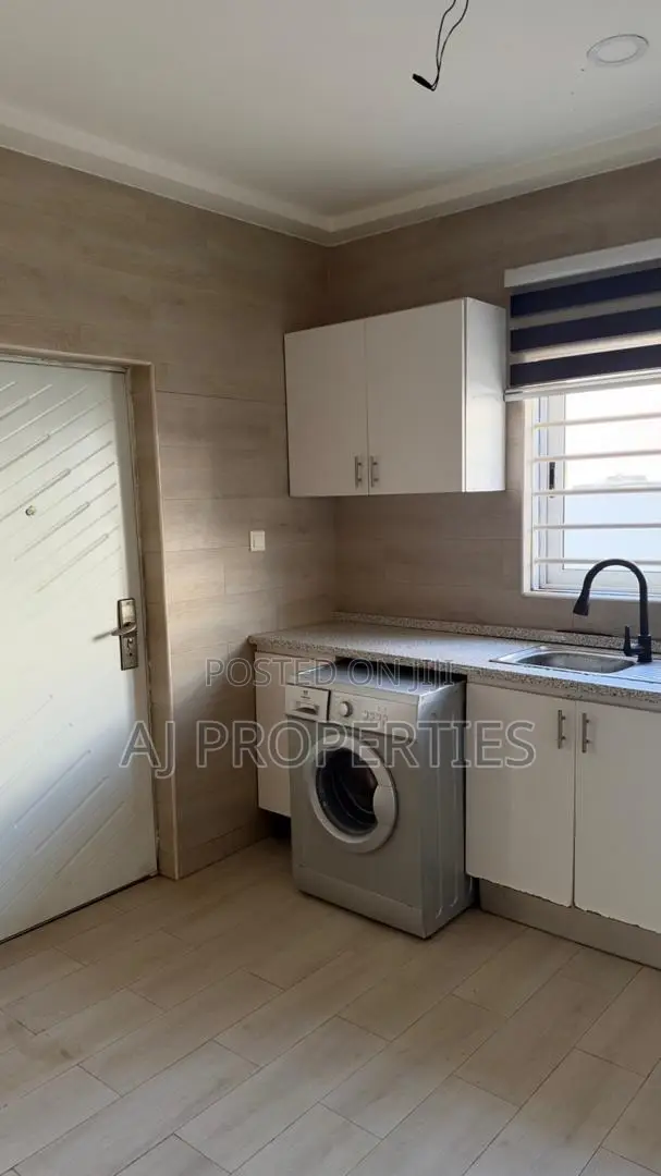2bdrm House in Lakeside for rent