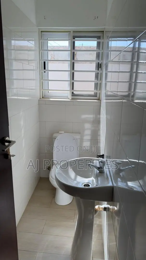 2bdrm House in Lakeside for rent