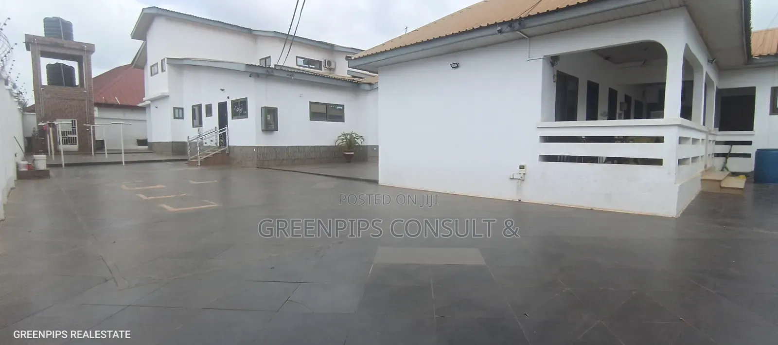 7bdrm House in Krapa, Ejisu-Juaben Municipal for sale