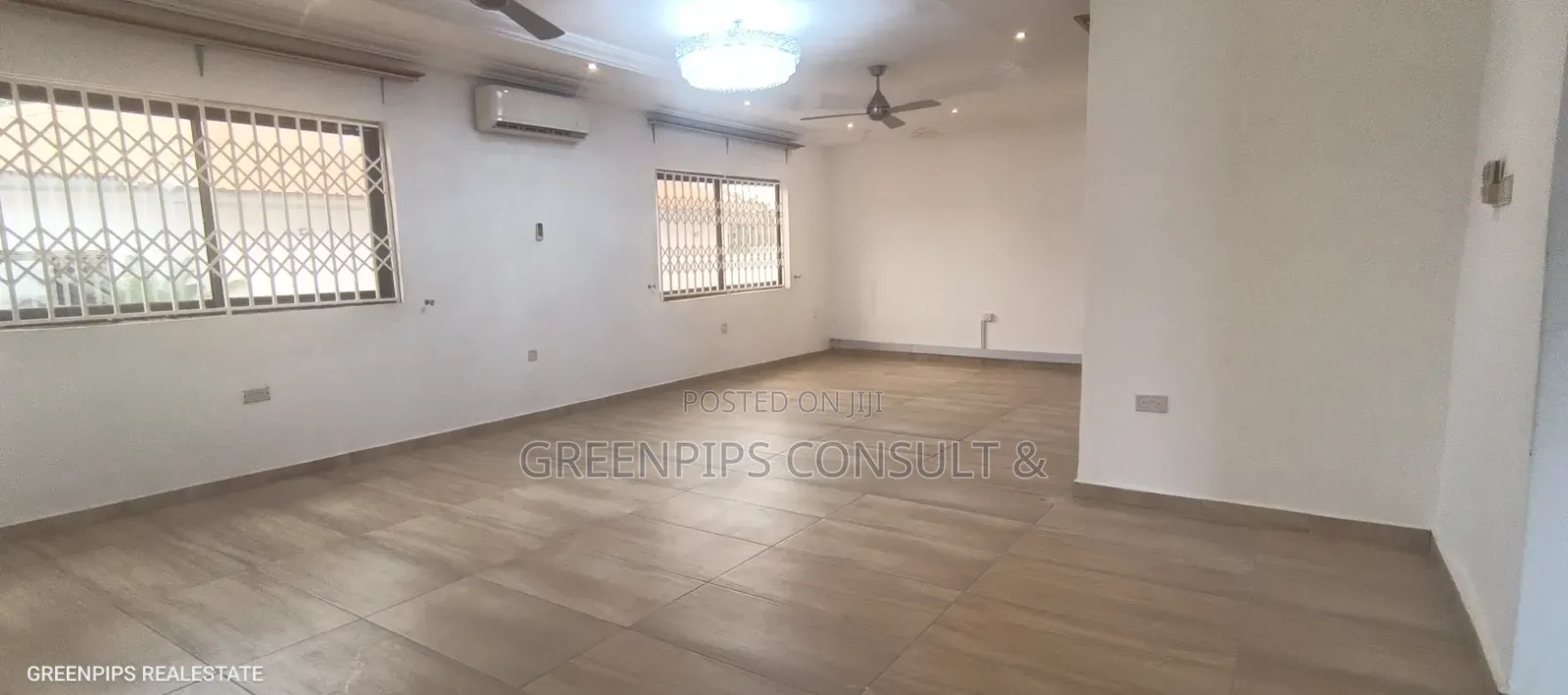 7bdrm House in Krapa, Ejisu-Juaben Municipal for sale