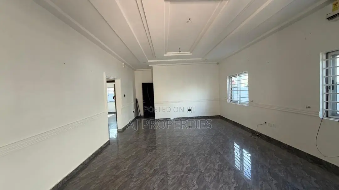 2bdrm House in Lakeside for rent