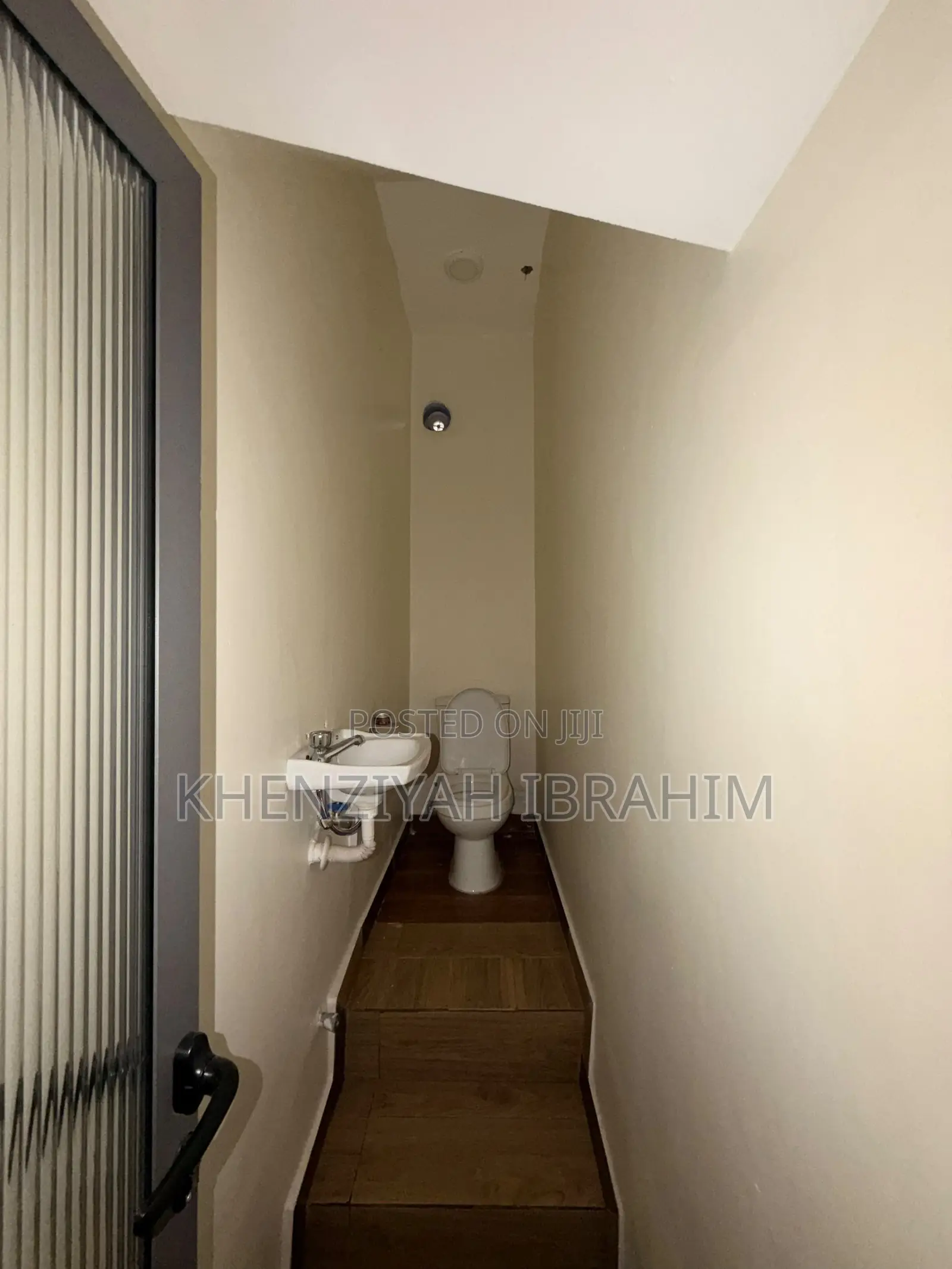 2bdrm Apartment in Ashaley Botwe for rent