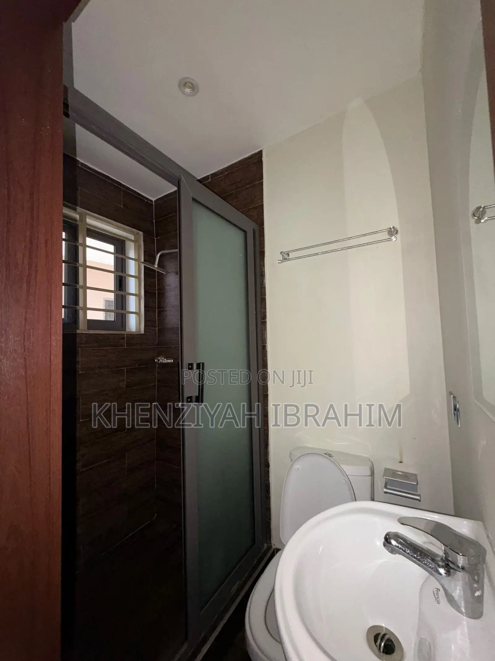 2bdrm Apartment in Ashaley Botwe for rent