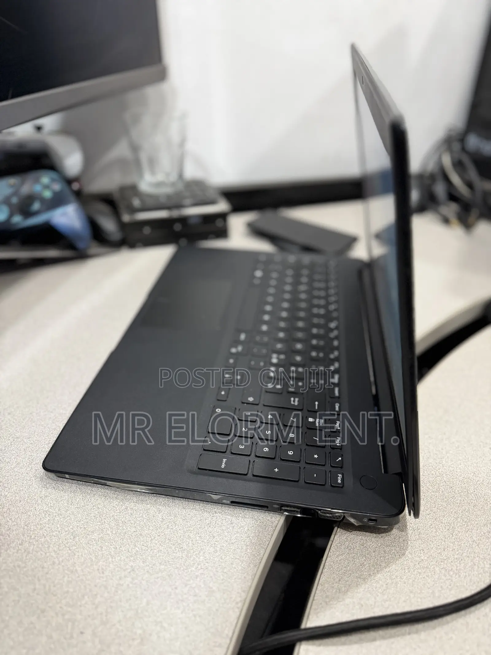 Laptop Dell Latitude 3500 16GB Intel Core i7 SSD 256GB
