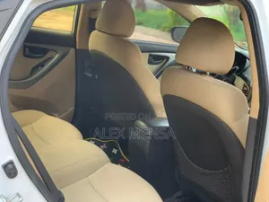 Hyundai Elantra 2013 White