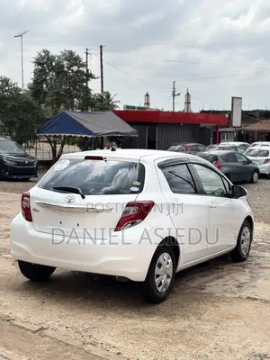 Toyota Vitz 1.3 AWD 3dr 2015 White
