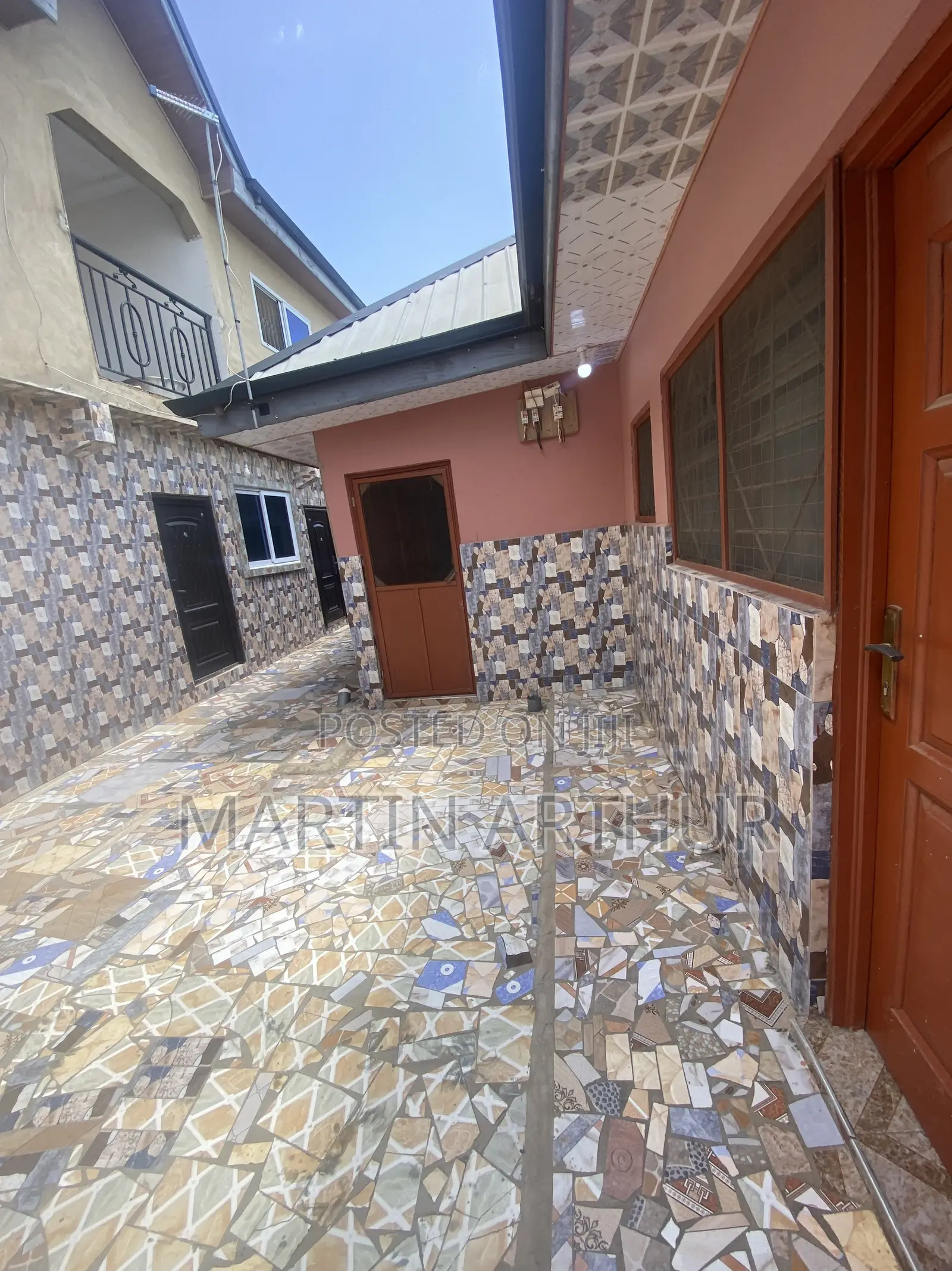 1bdrm Apartment in Afuaman Station, Manhean for rent
