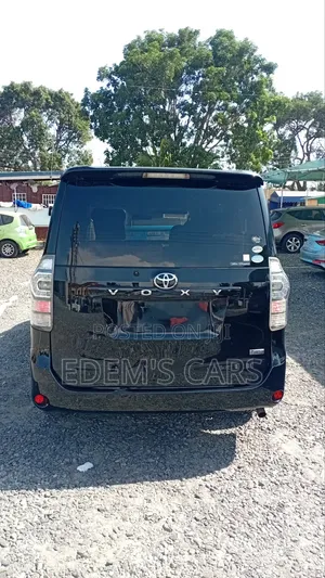Toyota Voxy 2012 Black