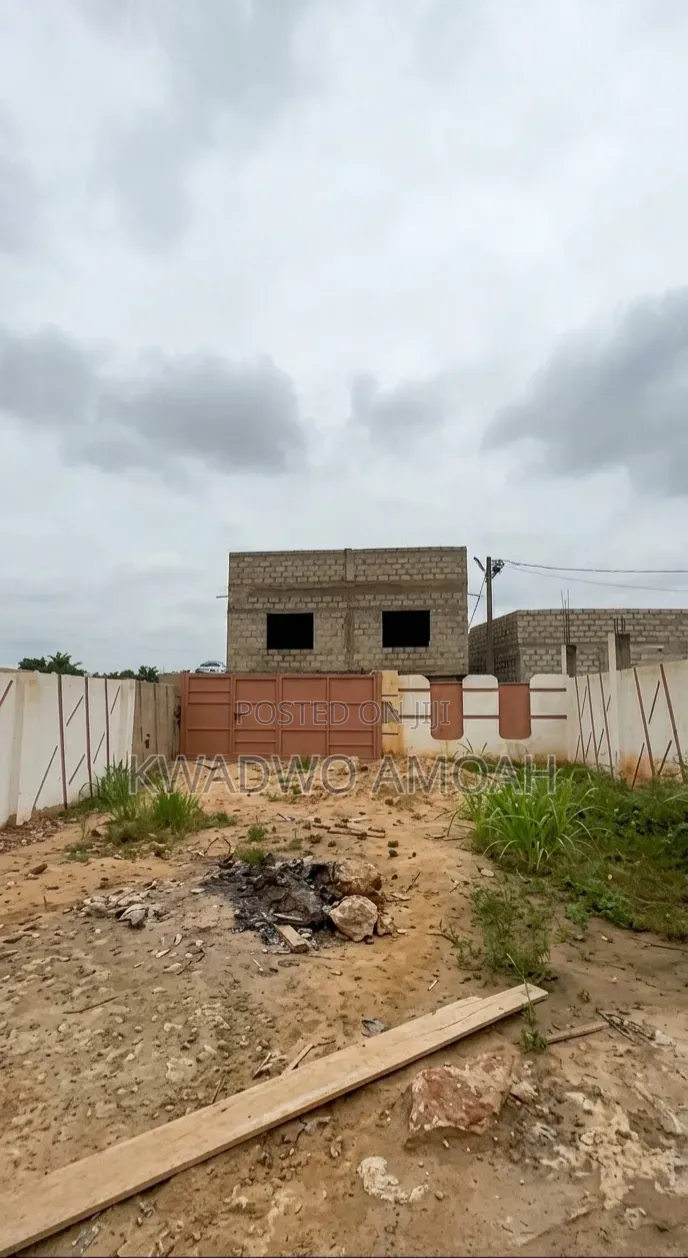 2bdrm House in Pokuase for sale