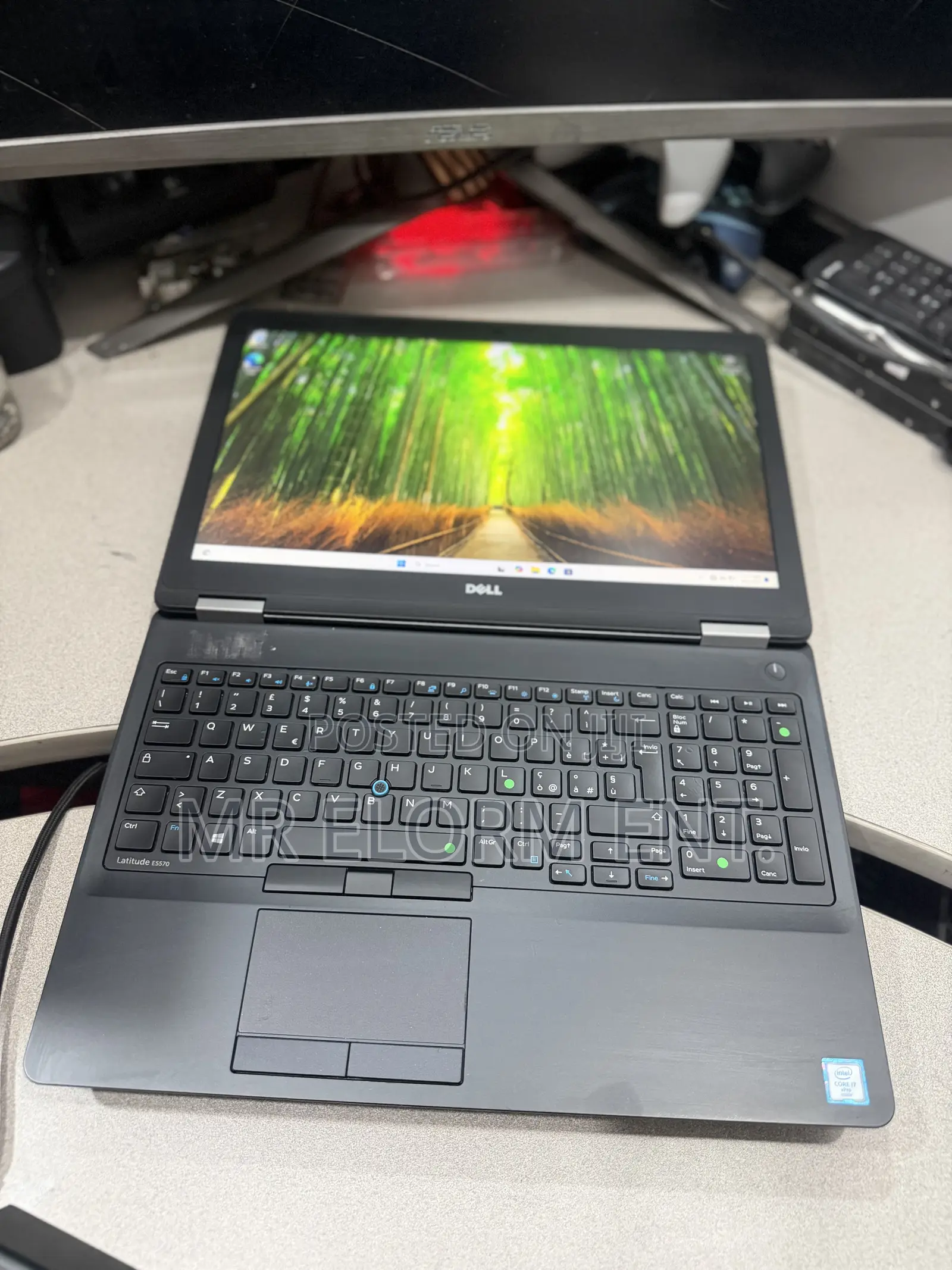 Laptop Dell Latitude 15 E5570 8GB Intel Core i7 SSD 256GB