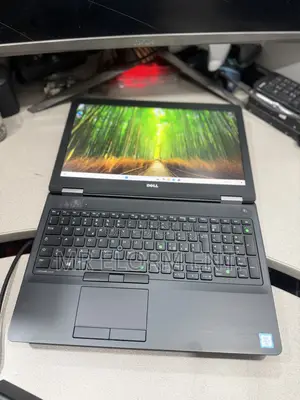 Laptop Dell Latitude 15 E5570 8GB Intel Core i7 SSD 256GB