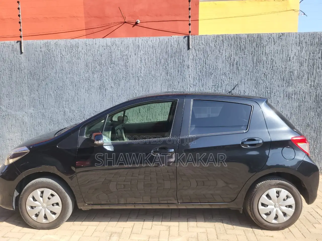 Toyota Vitz 1.3 AWD 3dr 2012 Black