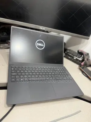 Laptop Dell Vostro 15 3515 8GB AMD Ryzen 5 SSD 256GB