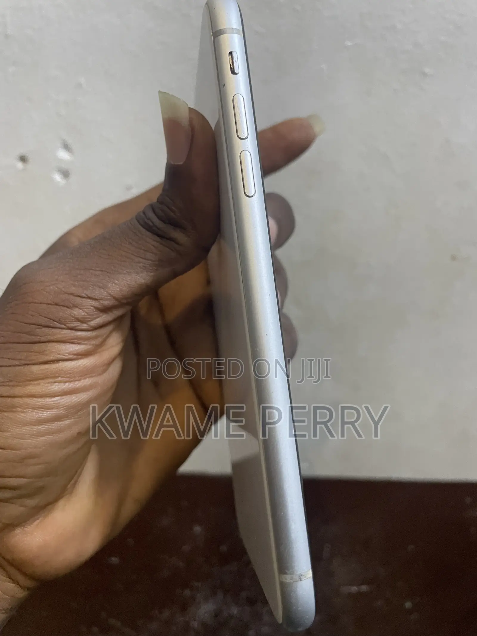 Apple iPhone XR 64 GB White