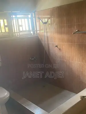 2bdrm Apartment in Pearl’S Apartment, Last Stop for rent