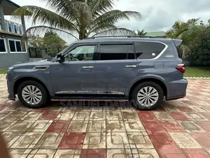 Nissan Patrol 2018 Gray