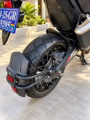 Honda 2022 Black
