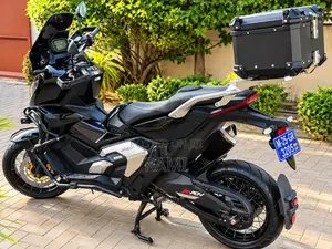Honda 2022 Black