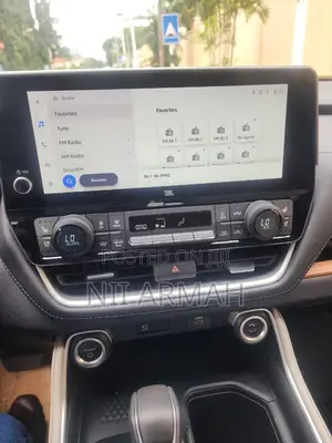 Toyota Grand Highlander Hybrid 2025 Black