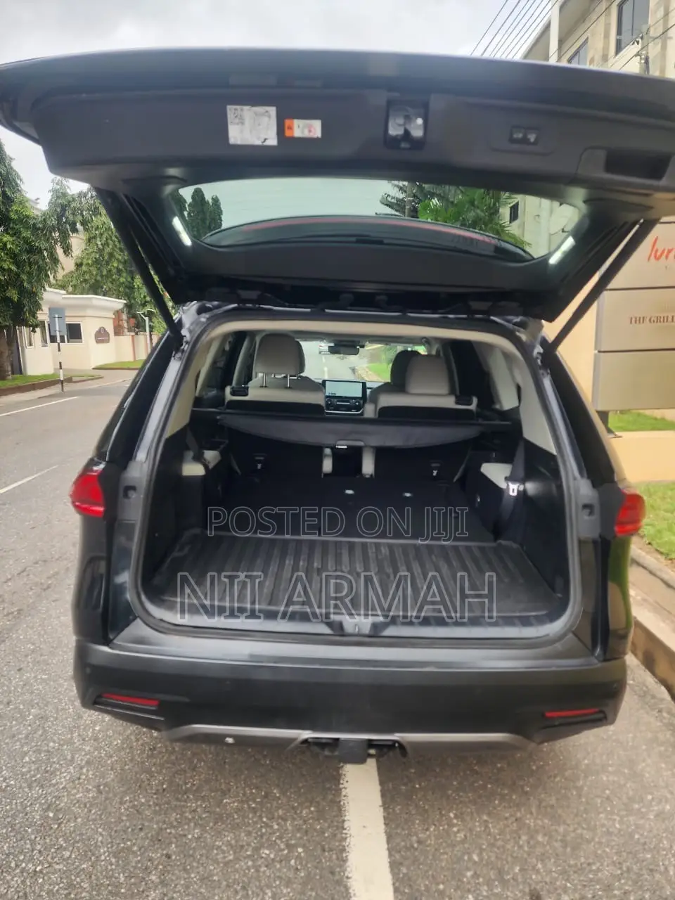 Toyota Grand Highlander Hybrid 2025 Black