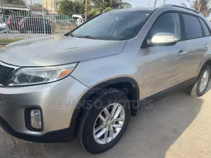 Kia Sorento LX 4dr SUV (2.4L 4cyl 6A) 2014 Gray