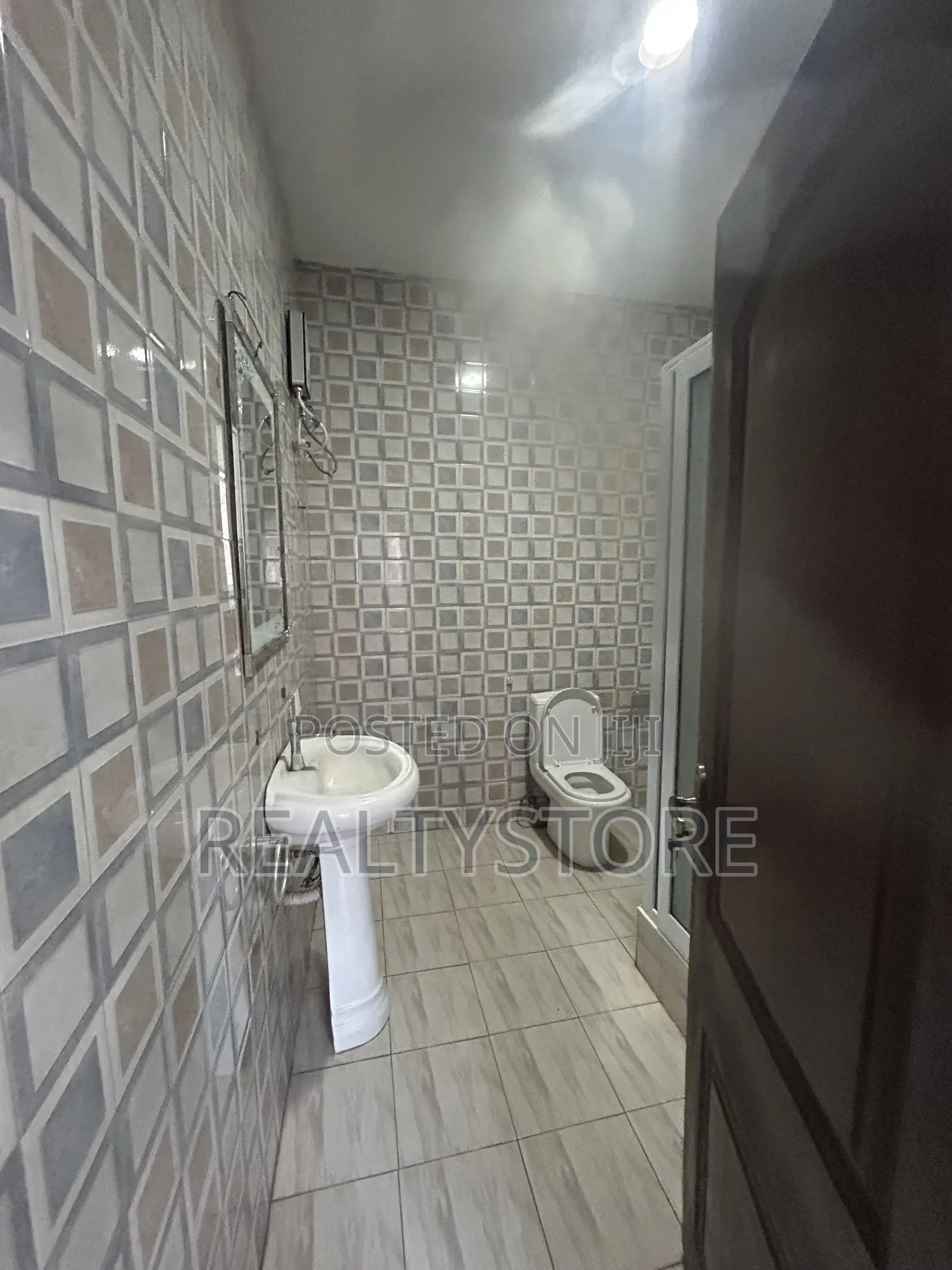 4bdrm House in Kwabenya , Franko, Accra Metropolitan for rent