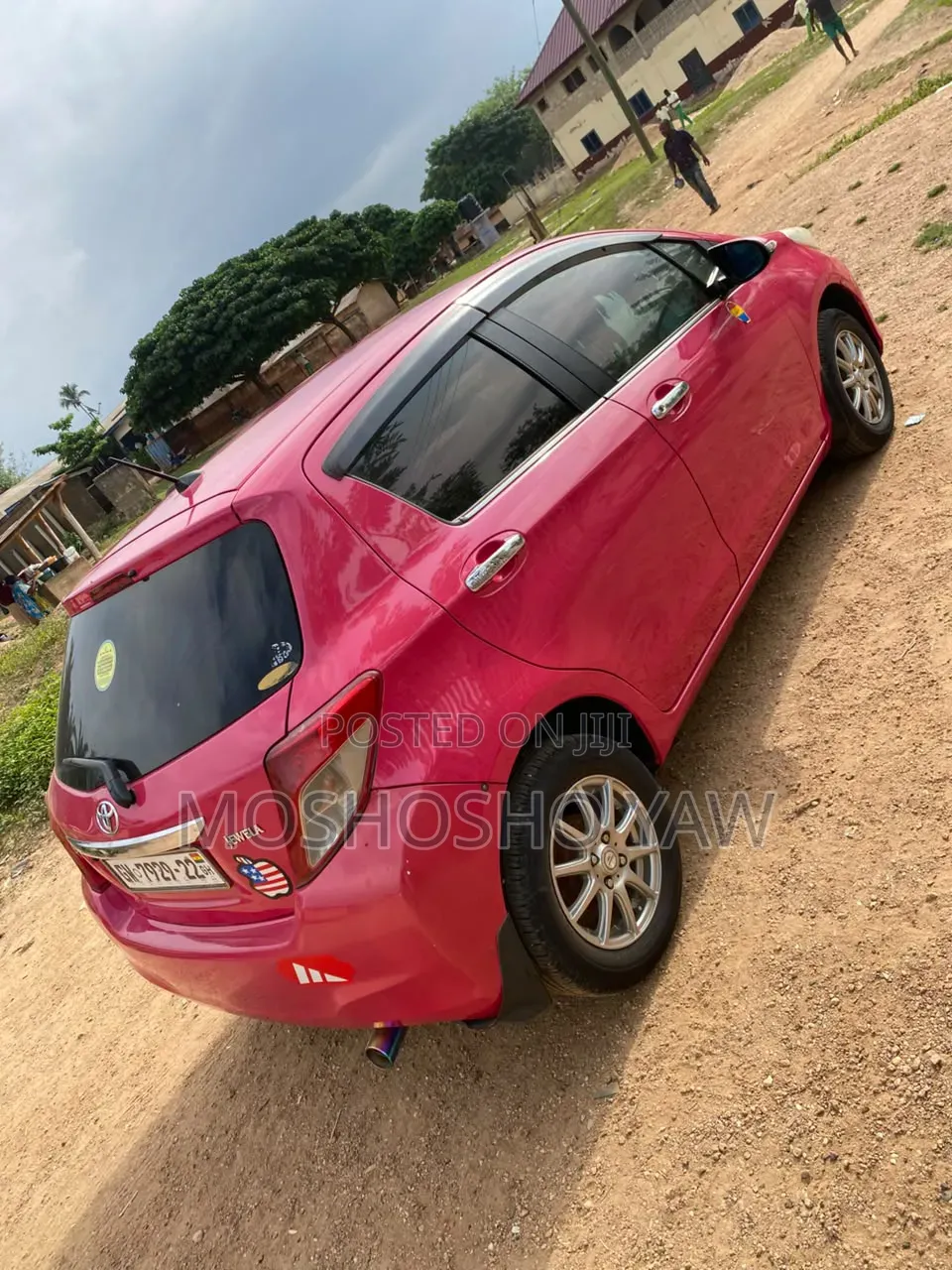 Toyota Vitz 2012 Pink