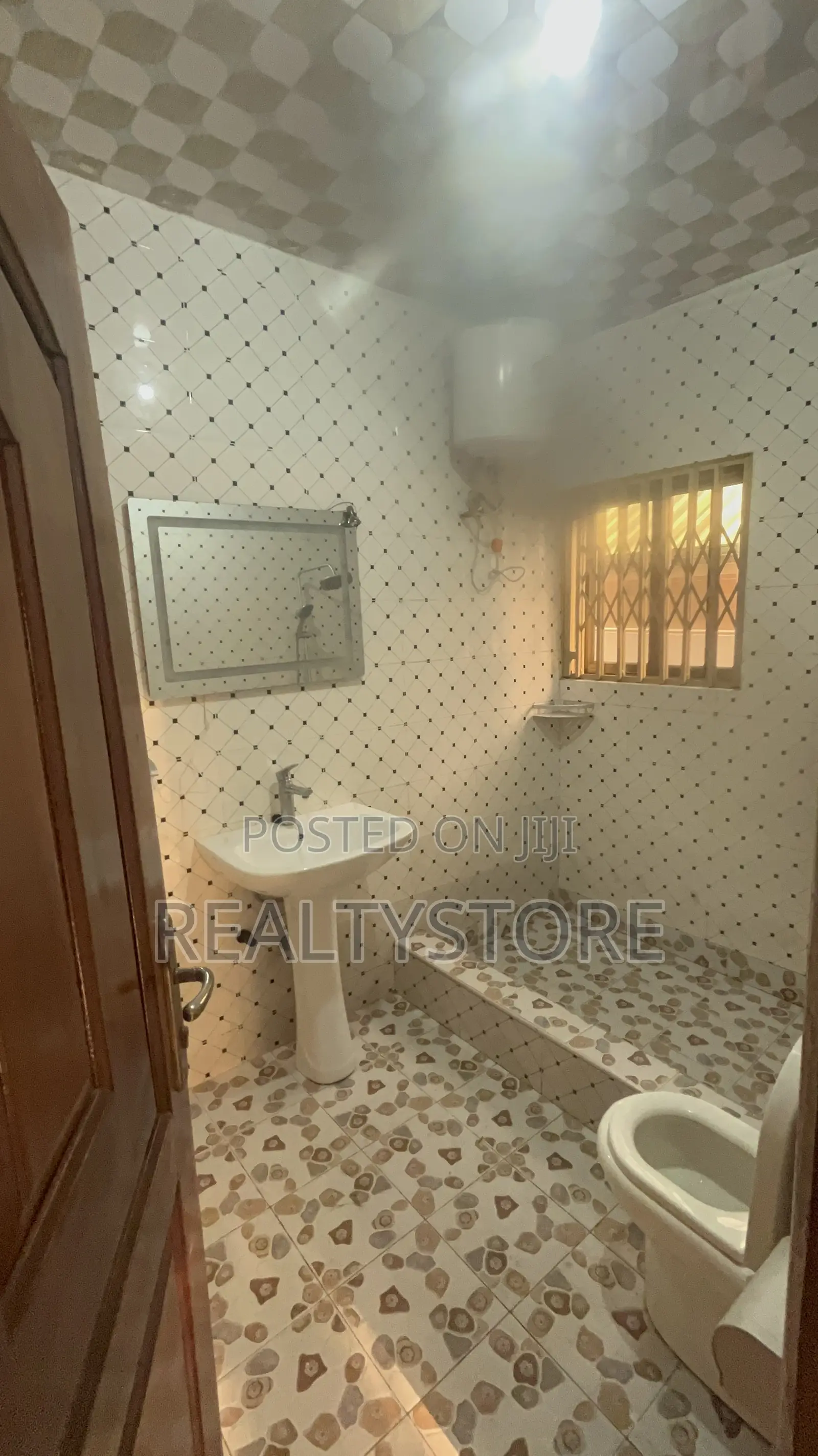 4bdrm House in Kwabenya Acp, Accra Metropolitan for rent