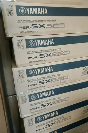 Yamaha SX620 61-Keys Digital Keyboard