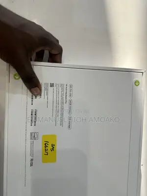 New Laptop Apple MacBook Pro 2026 M5 Pro 24GB Apple M5 Pro SSHD+SSD 1T