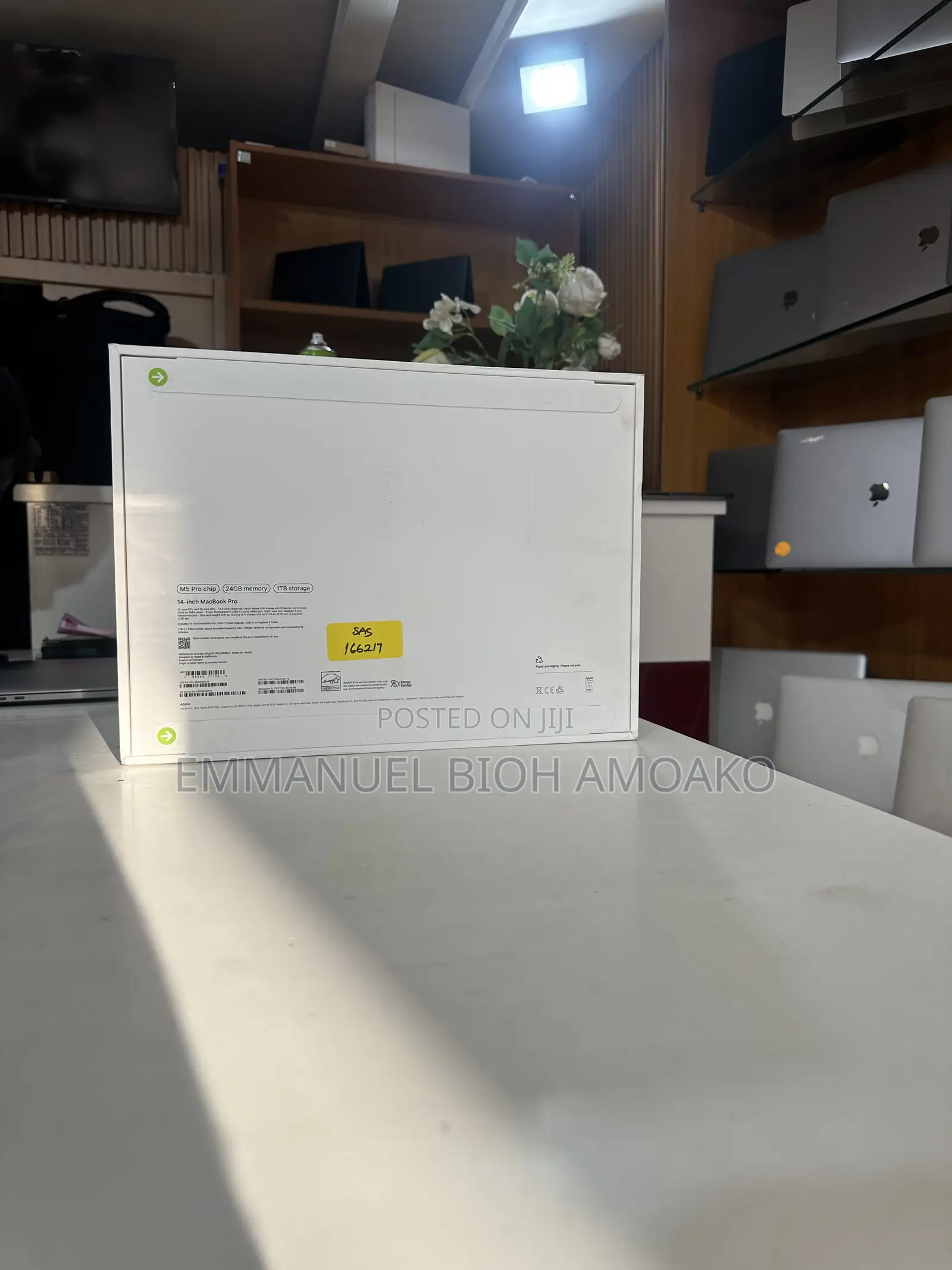 New Laptop Apple MacBook Pro 2026 M5 Pro 24GB Apple M5 Pro SSHD+SSD 1T