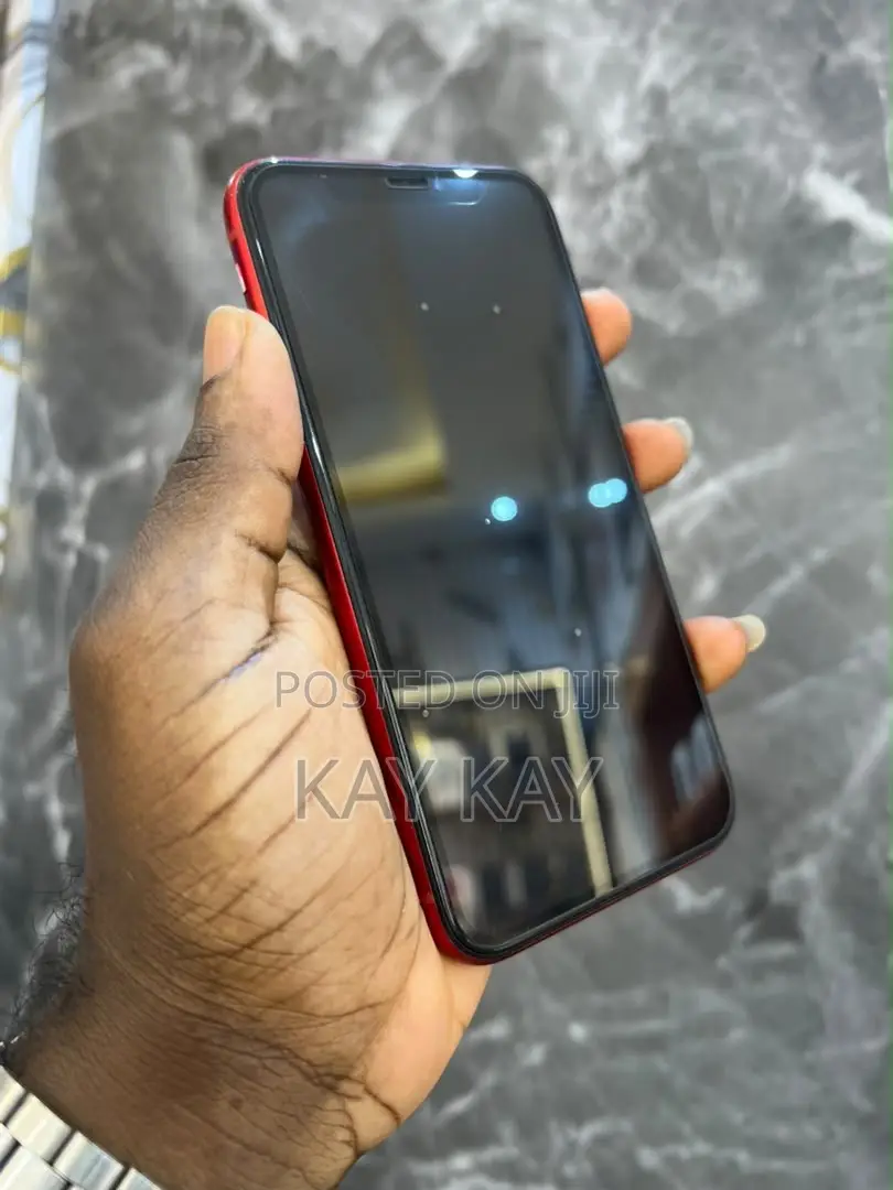 Apple iPhone XR 64 GB Red