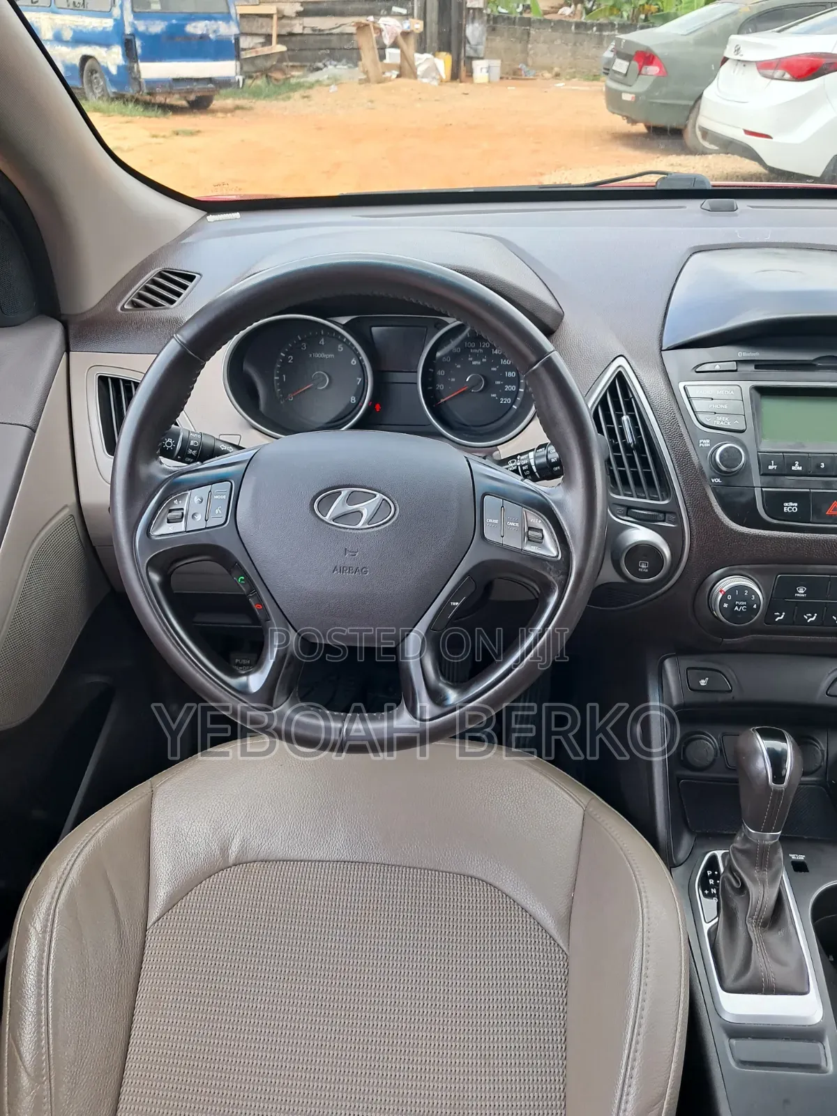Hyundai Tucson 2015 Red