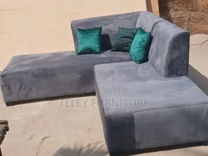 BRAND NEW L-Shaped Sectional Sofa + FREE Throw Pillows