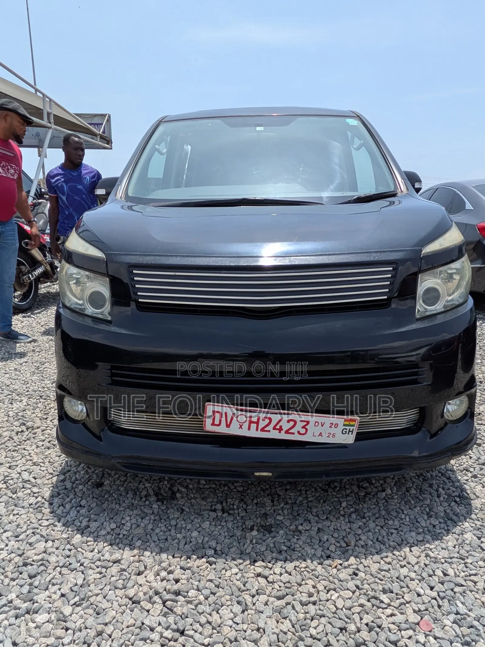Toyota Voxy X 4WD 8-Seater 2010 Black