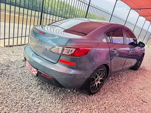 Mazda 3 2013 Green