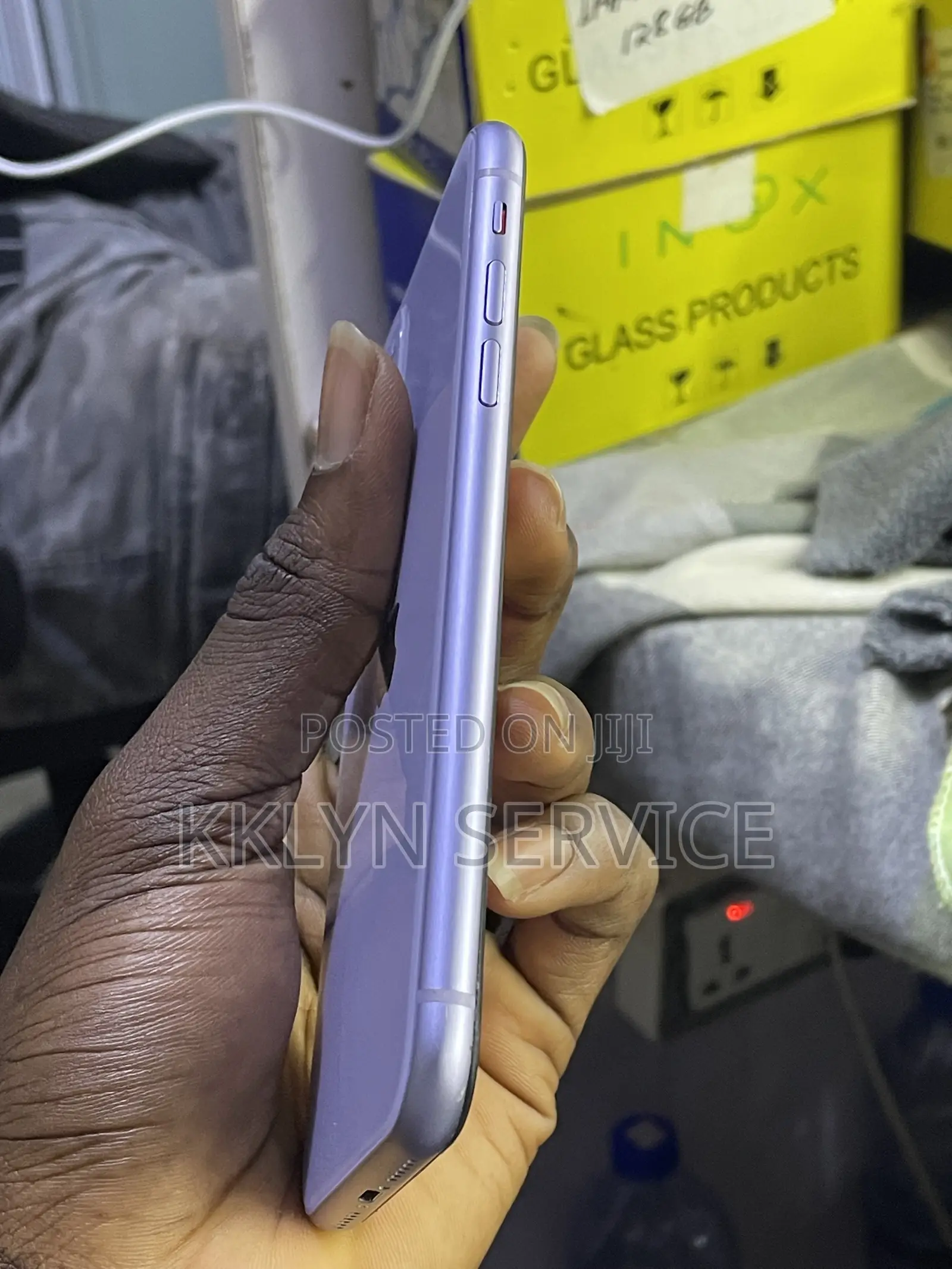 Apple iPhone 11 64 GB Purple