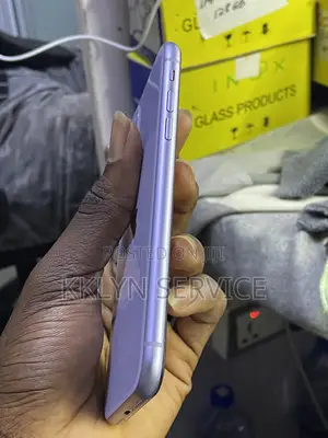 Apple iPhone 11 64 GB Purple