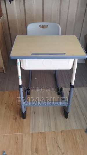 Strong Metalic Plastic and Wooden Mono Adjustable School Desk