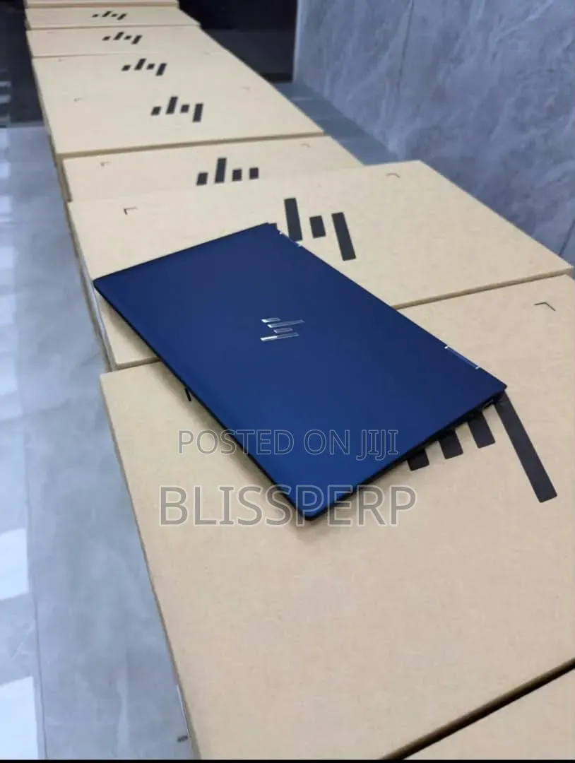 Laptop HP Elite Dragonfly x360 11th Gen 16GB Intel Core i7 SSD 256GB